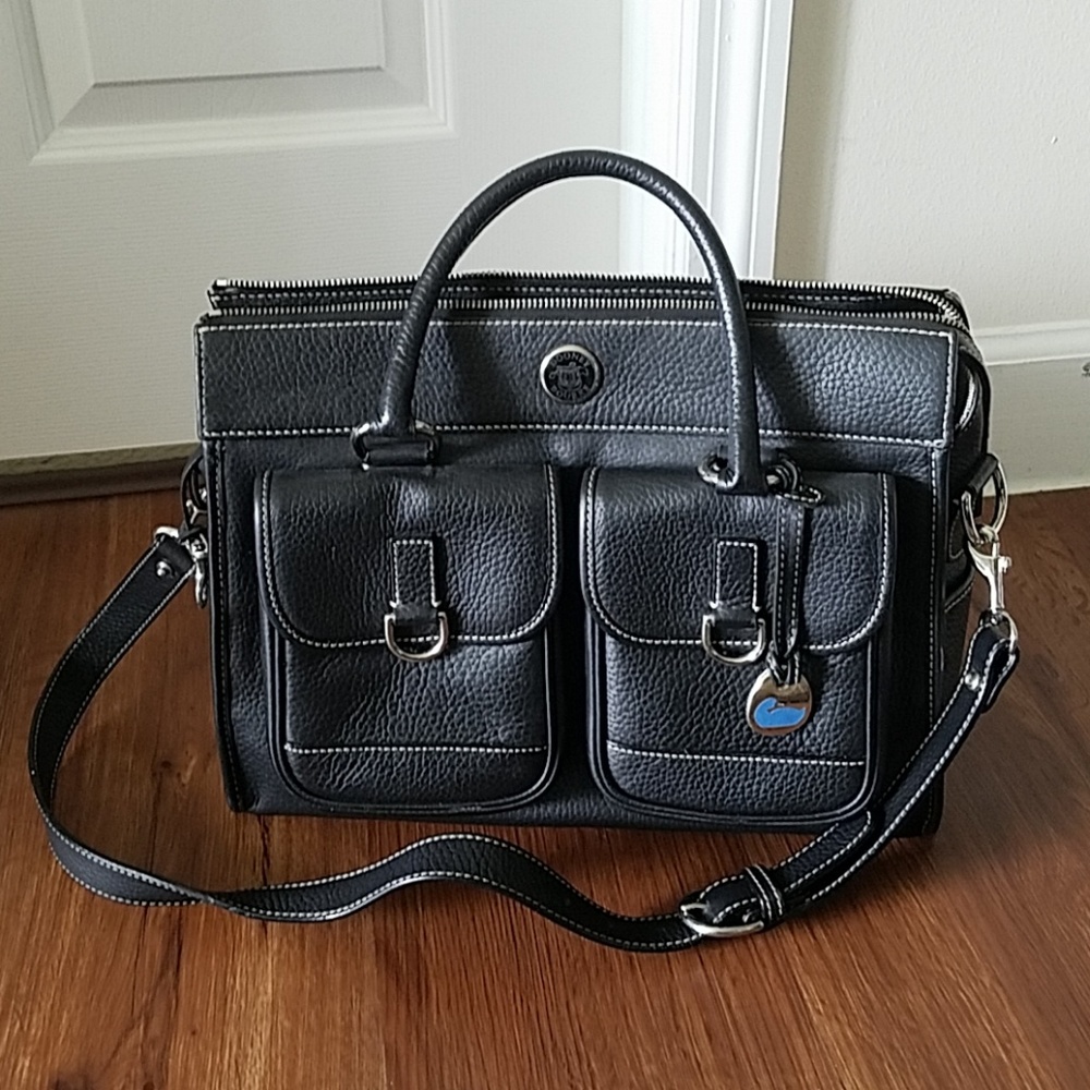 Dooney & Bourke Handbag with dust bag